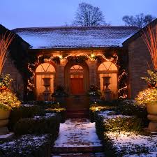 Share this on whatsappnothing can spread the love and joy and magic of the holiday seasons quite like a christmas tree does. 10 Outdoor Christmas Light Ideas For Your Yard