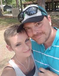 Melissa Vanwinkle's Instagram, Twitter & Facebook