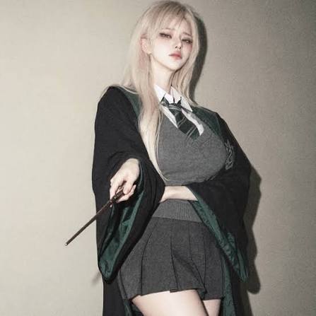 MALFOID YA ES REAL Y LOS FANS NO ESTÁN PREPARADOS! La versión waifu de  Draco Malfoy que hizo explotar internet hace unas semanas acaba de dar el  salto al mundo real gracias