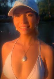 Haley Alison (@babybox_thefox)