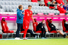 Sau khóa học ấy, hansi flick trở về đức nhưng cũng chỉ làm công việc trợ lý cho niko kovac. Bayern Libas Fortuna Hansi Flick Lewati Rekor Guardiola Vivagoal Com
