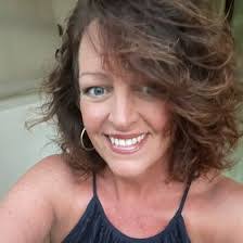 Amber Darrow's Instagram, Twitter & Facebook