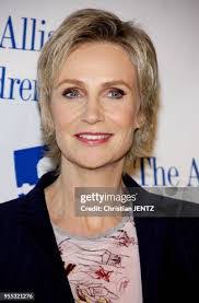 Jane Reilly's Instagram, Twitter & Facebook