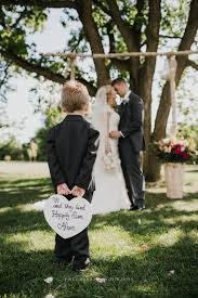 Pin By Angiie Puppiinella On For Hannah S Wedding Wedding Photography Bride Fun Wedding Photography Wedding Photos Poses