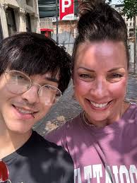 I need everyone to 🛑✋and help me wish my oldest son Kyler.... A VERY HAPPY  21st Birthday 🎉 I told him if this post gets 500 likes or comments I'll  pay for