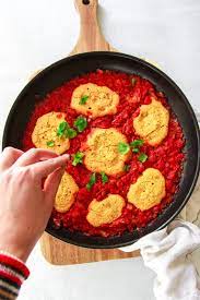 Mouth Watering Vegan Shakshuka Zen And Zaatar Recipe Shakshuka Vegan Cooking