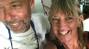 Annelie, 69, lever drömlivet på segelbåt i Mexiko