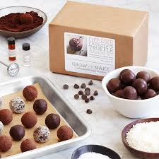 Picking out a thoughtful valentine's day gift for her doesn't have to be stressful. 50 Valentine S Day Gifts For Her 2021 Romantic Gifts For Women