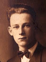 Donald Behling's Instagram, Twitter & Facebook