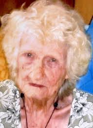 Lorraine Carmichael's Instagram, Twitter & Facebook