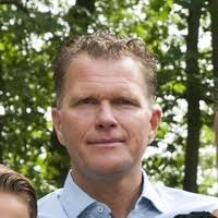 10+ "Frank Grave" profiles