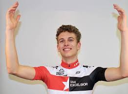 His last victories are the stage 6 in the tour of hainan 2018 and the stage 10 in the tour de l'avenir. Victoire Gino Mader Remporte Vc Excelsior Martigny Facebook