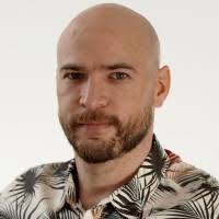 2900+ "Pétroni" profiles