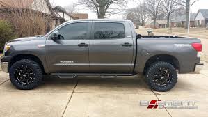 Read 14 candid owner reviews for the 2011 toyota tundra. 20x9 Moto Metal Mo962 Gloss Black Wheels On 2011 Toyota Tundra 3 5 In Lift W Specs Toyota Tundra Tundra Wheels Toyota Tundra Lifted