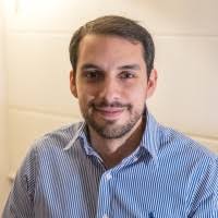 50+ perfiles de «Roberto Camargo»