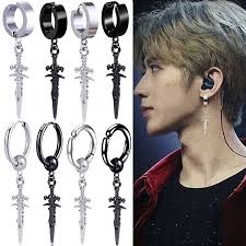 Brincos de punhal vintage para homens e mulheres, cor prata, pequenos  brincos de espada, joias da moda, presente de Natal 2020, 1 par