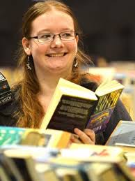 Paige turns up late for sale