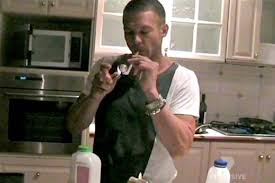 Ben cousins posed for photos with fans at a west coast eagles game. Afl Star Ben Cousins Smokes Drugs Through A Pipe Abc News Australian Broadcasting Corporation