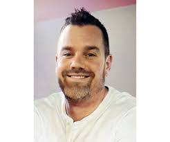 Brett Riley's Instagram, Twitter & Facebook