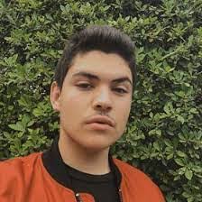 Samuel Quesada's Instagram, Twitter & Facebook