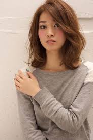 小顔に見える髪型 面長さんもベース型さんも小顔効果ヘアスタイル hair 미디엄 헤어스타일 헤어스타일 중간길이 헤어스타일
