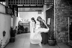 Jardines y cortijo caballo blanco os ofrecerá sus extensos jardines para que celebréis una boda para hasta 5.000 invitados. Boda En El Cortijo Caballo Blanco Ceremonia Civil En Granada
