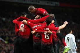 Manchester united also suffered an injury blow during the international break as marouane fellaini sustained ligament damage for belgium, leaving mourinho short in midfield due to the continued absence of paul pogba and michael carrick. Liverpool Vs Manchester United Match Preview And Predicted Line Ups Premier League 2018 19