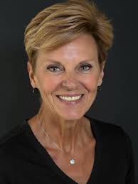 Just intro myself,,,, Retired 12 year veteran, retired home builder of 26  years,,, living my best life!!👊🇺🇸