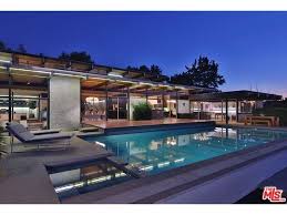 18918 La Montana Pl Tarzana Ca 91356 4 Beds 5 Baths Home Still Old Houses Pool Designs