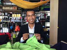 Bandar bangi merupakan bandar yang dikelilingi dengan ladang kelapa sawit yang kemudiannya di tukarkan kepada bandar pada 20 tahun yang lalu. Tahan Sports Pusat Sehenti Produk Sukan Tempatan