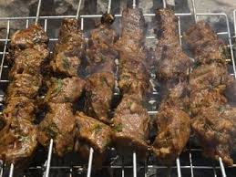 How To Make Moroccan Kefta Kebabs With Ground Beef Or Lamb Recipe Lamb Kebabs Beef Kebabs Shashlik Recipes
