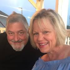 Tracy Rowlett (@TracyRowlett)