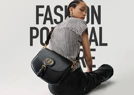 The Dior Bobby Bag The Essential Accessory Of This Season Le sac dior bobby propose une allure hobo aux lignes sophistiquées et aux proportions harmonieuses. the dior bobby bag the essential