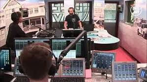 30 nov 2017 | canale 5. Radio Deejay Il Volo Del Mattino E In Diretta