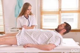 Galería de fotos porno 🌶️ Naughty Nurse Fucks Patient - PornHat