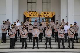 Musik band indonesia #lagu indie terbaru selamat dan sukses atas dirilisnya album kompilasi nusantara 1 tahun 2020 oleh. Usai Pimpinan Sertijab Kapolda Riau Berpesan Jaga Soliditas Radar Nusantara News