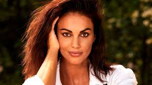 Lara Álvarez, fotografiada con Román Mosteiro