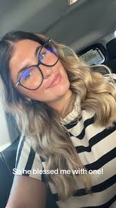 💕Háléy💕 (@haley.cote)