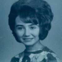 Dena Triplett's Instagram, Twitter & Facebook