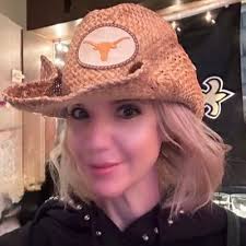 Renee Downey (@DowneyRenee)