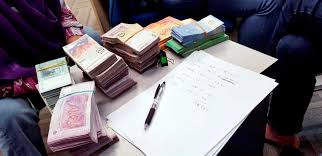 Menurutnya, jabatan imigresen malaysia (jim) akan meneruskan program serah diri program berkenaan bagi membolehkan semua pati yang berada dalam negara ini dan pati yang tidak layak untuk meneruskan proses program rehiring supaya dapat pulang ke negara asal secara sukarela. Imigresen Tumpaskan Sindiket Penipuan Program Rehiring