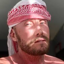 Darrell “Hutch” Hutchison (@dunknown)