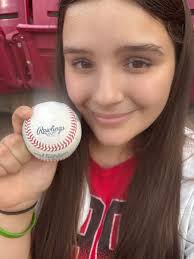 Reds need bullpen to secure win