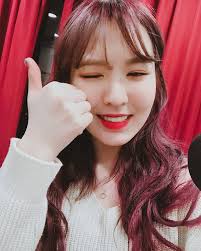 good morning to her only 💙