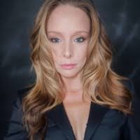 Sarah Fyffe's Instagram, Twitter & Facebook