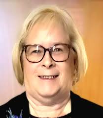 Have gone shorter and back to my natural colour. Quite like the grey. What  do you think? Someone suggested a fringe and texture. What do you think?