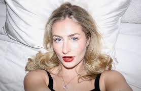 Kate Peloquin (@kate.peloquin) • Facebook