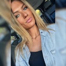 Jessica Lynn (@jessica.lynn.987188) • Facebook