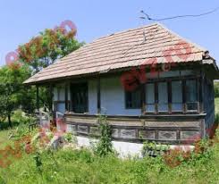 Certificatul de moștenitor poate fi lovit de nulitate absolută sau relativă pentru motive care vizează nesocotirea normelor imperative sau dispozitive ale legilor, lipsa elementelor esnțiale ale actului, vicii de consimțământ, etc. Sute De Mii De Romani Pot ObÅ£ine Gratuit Certificatele De Mostenitor Evenimentul Zilei