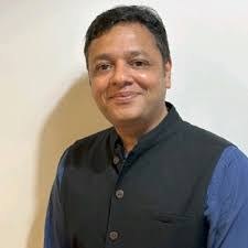 Naresh Israni's Instagram, Twitter & Facebook